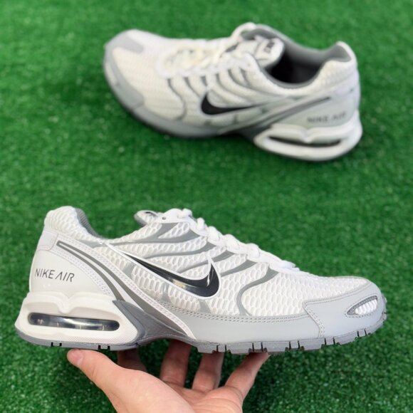 Nike Air Max Torch 4 White Mens Running Shoes 343846-100 NEW* Sz 9 - Picture 1 of 7